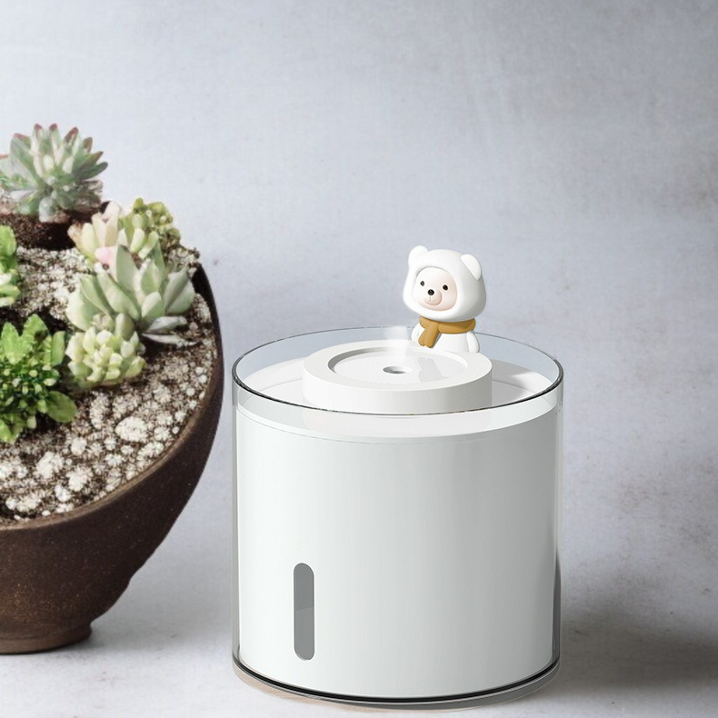 Portable small humidifier for improved air quality
