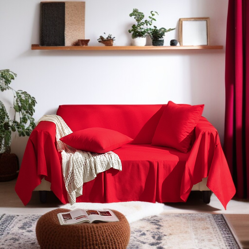 お手入れが簡単なクリーム色のソファクッション