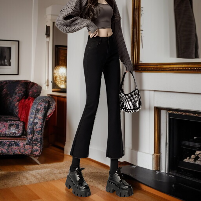 秋の女性用の黒のわずかにフレアのイミテーションジーンズ、小柄な人向けの韓国バージョン、ハイウエスト、スリムな89ポイント、多用途のカジュアルベルボトムパンツ