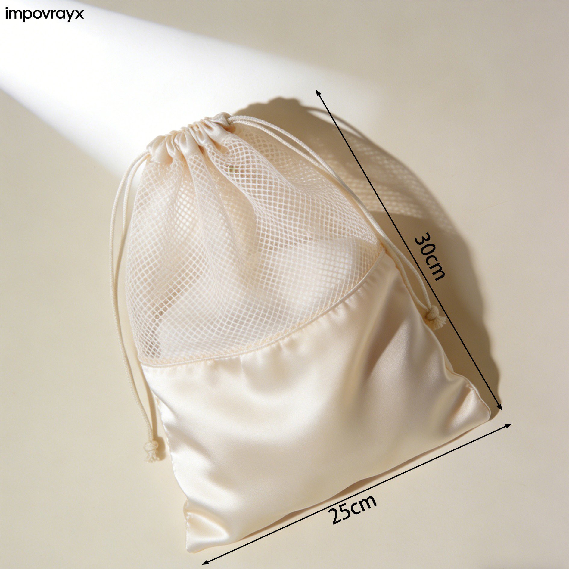 Kíméletes mosás selyem mosóhálóval