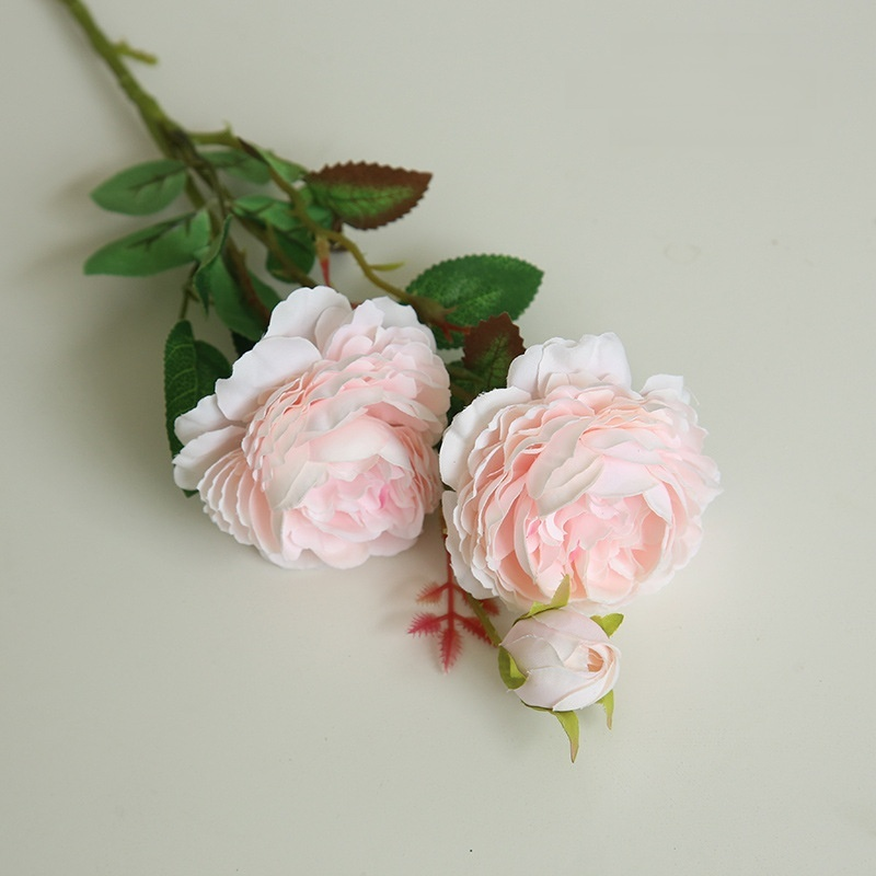 Roses artificielles pour mariage