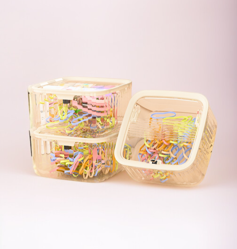 コンパクトサイズのヘアクリップ収納ケース