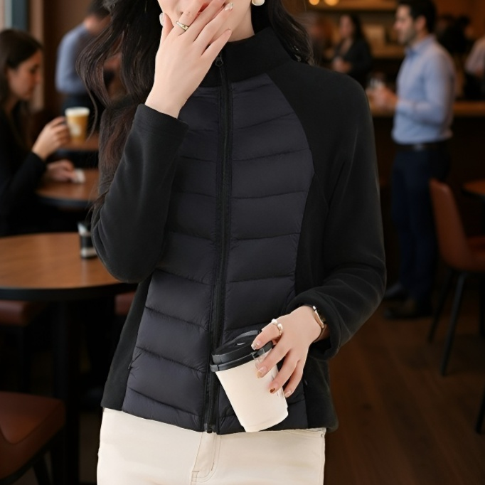 여성용 슬림핏 패딩 아우터 뒷모습