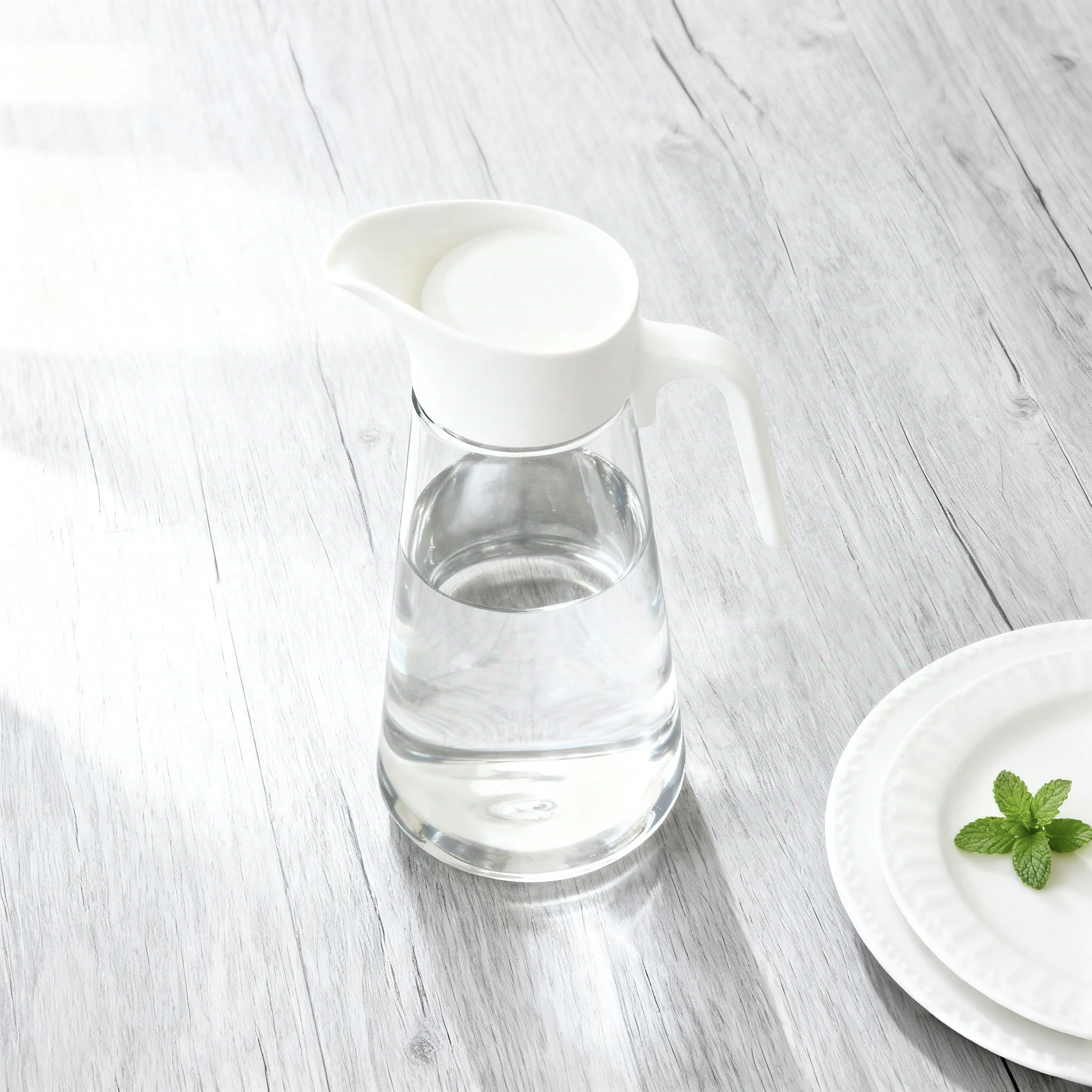 투명 유리 주전자 