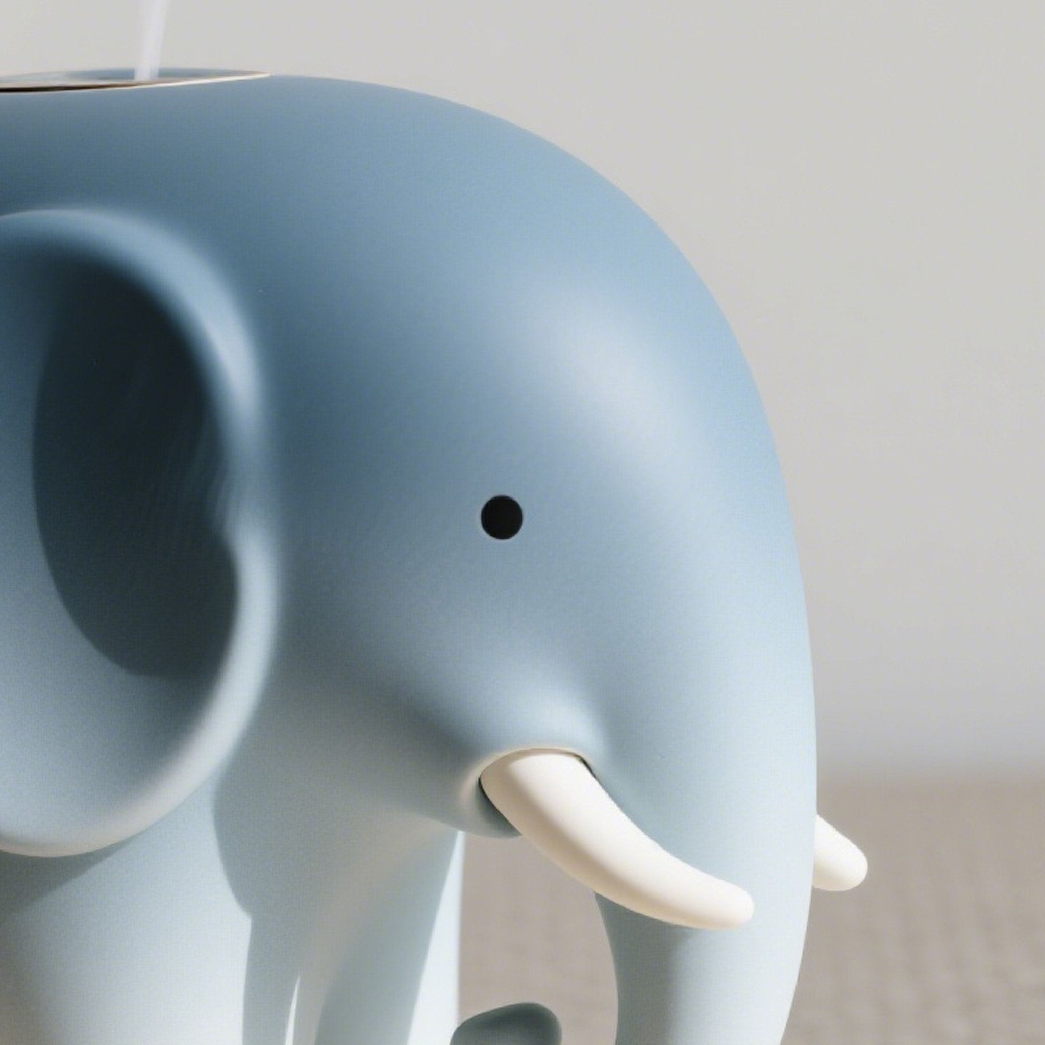 ช้างเซรามิกเครื่องพ่นน้ำหอมดีไซน์น่ารัก