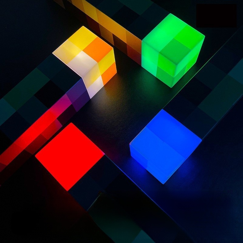 Dobíjecí noční světlo