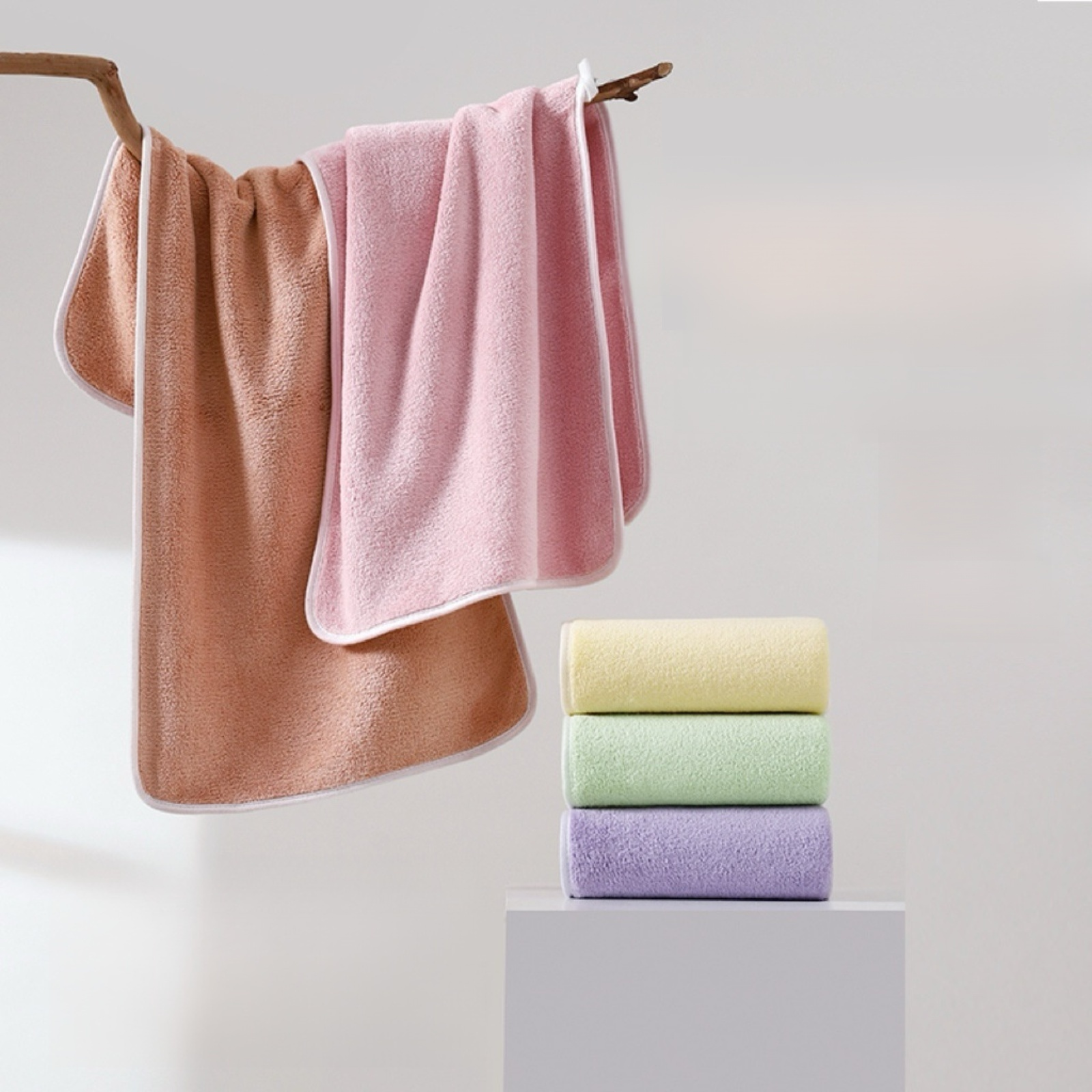 Serviette absorbante sans peluche pour usage domestique
