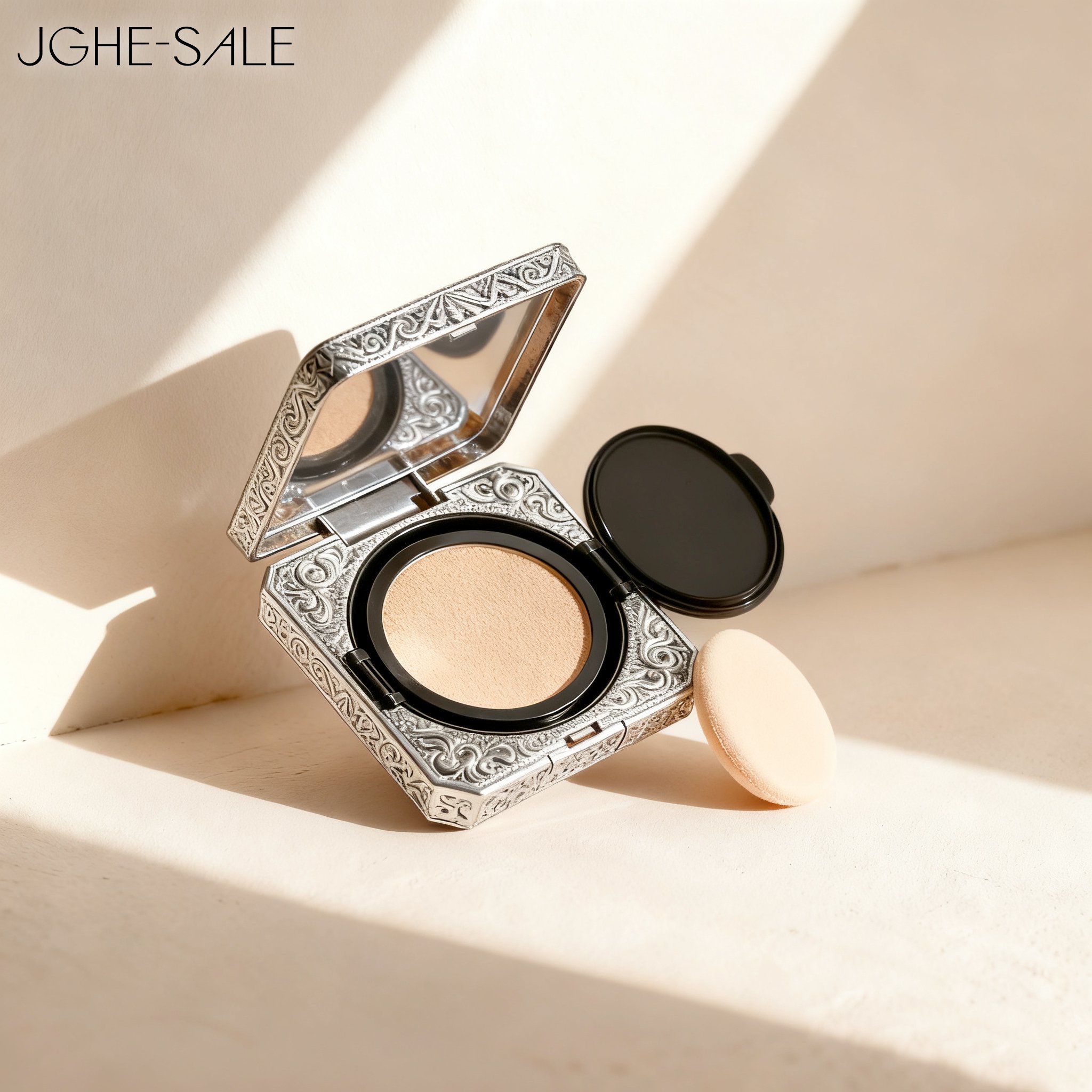 ภาพแป้งเซ็ตติ้งบำรุงผิวพร้อมตลับหรูหรา