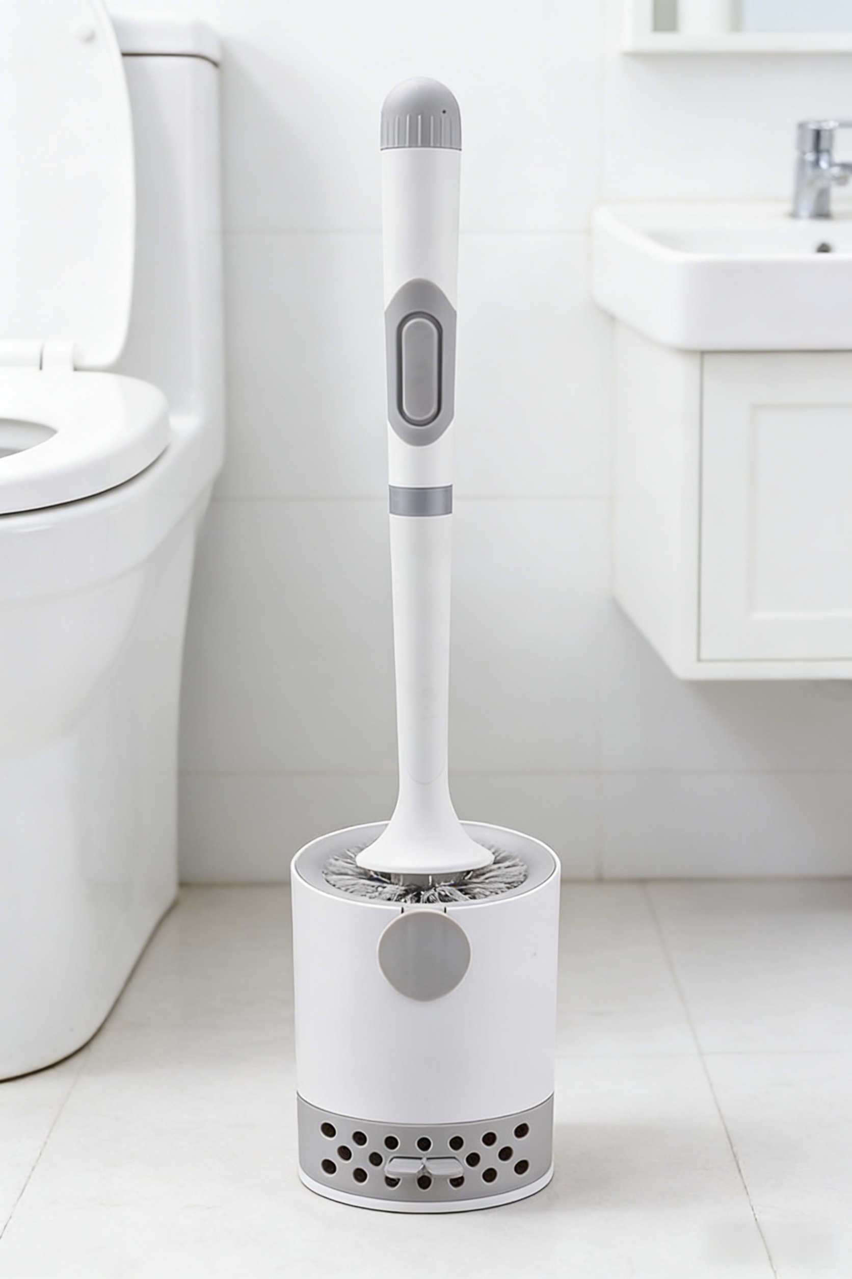 Hygienic toilet brush with splash guard