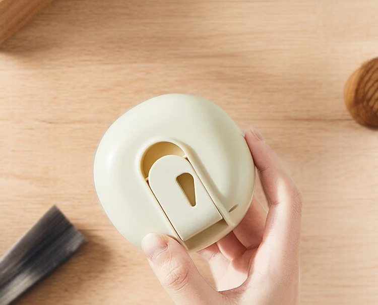 여행용 약품 케이스 활용 모습