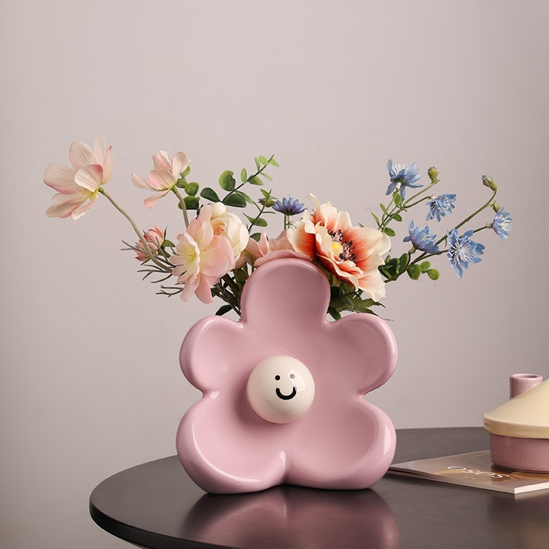 Cute Smiling Ceramic Vase