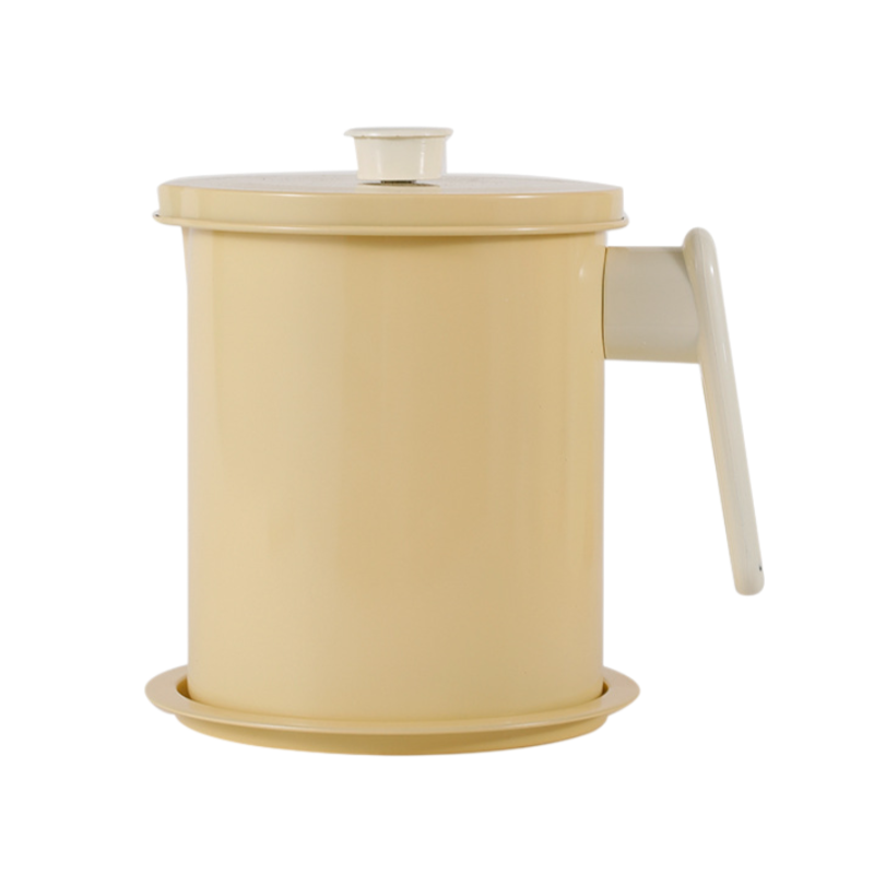 Large capacity kitchen oil bottle