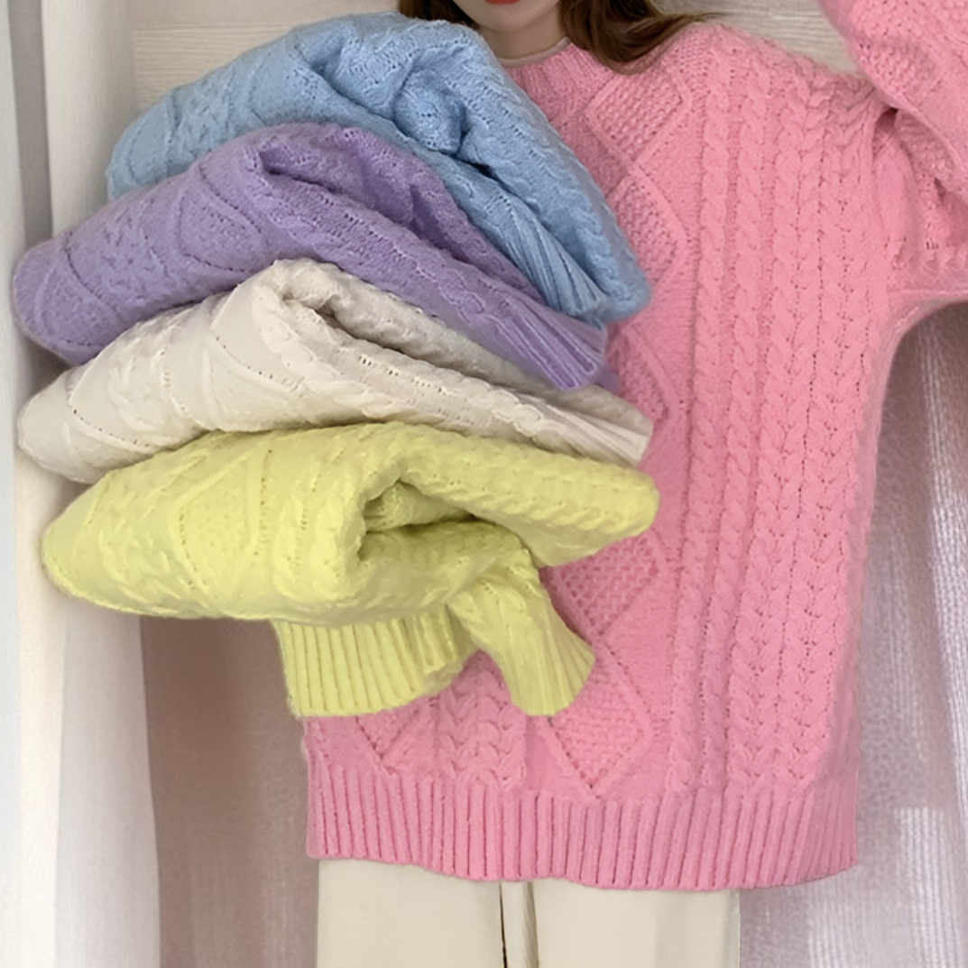 新作秋冬厚手ケーブル編みセーター女性用 ゆったりシルエット