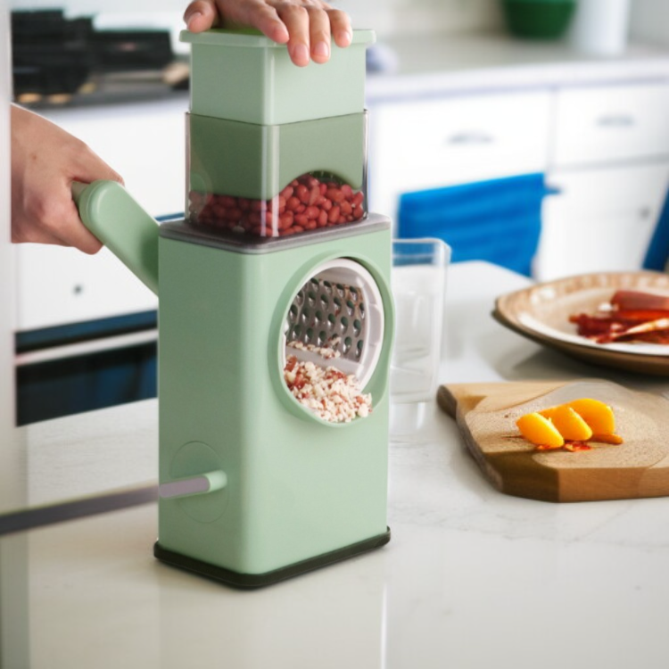 ドイツ製多機能野菜カッター