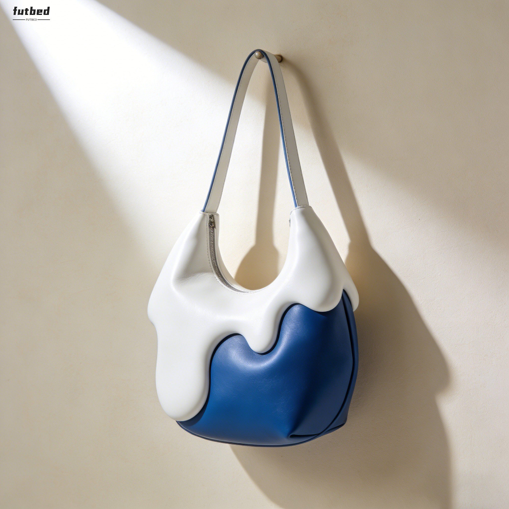 Foldable organizer bag for easy storage