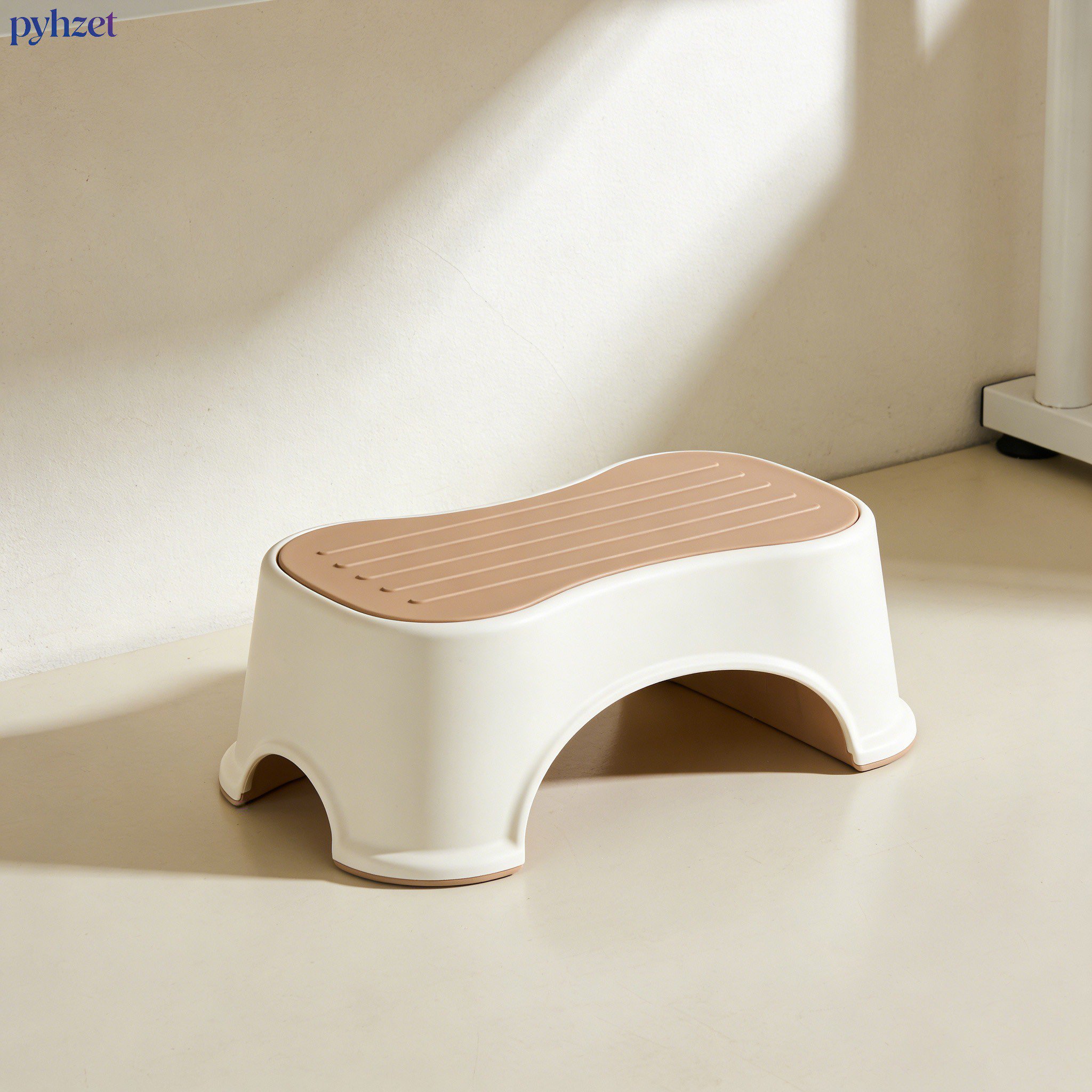 テーブル下に置くミニ踏み台（5個セット）