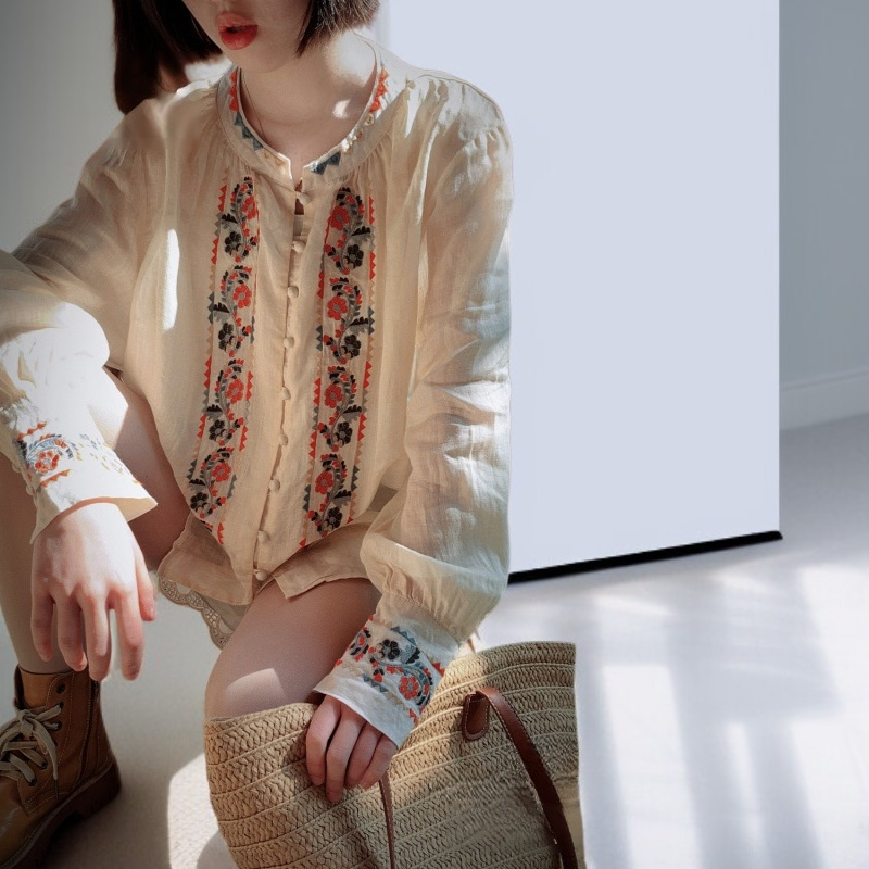 レディース レトロ刺繍入り長袖コットンリネントップス