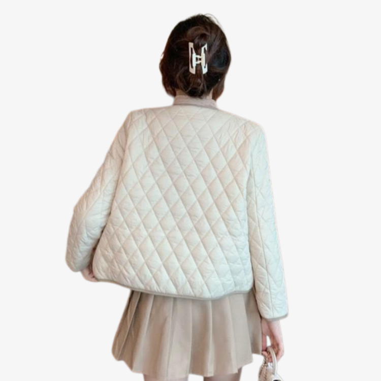 여성용 라이트 패딩 점퍼 앞모습