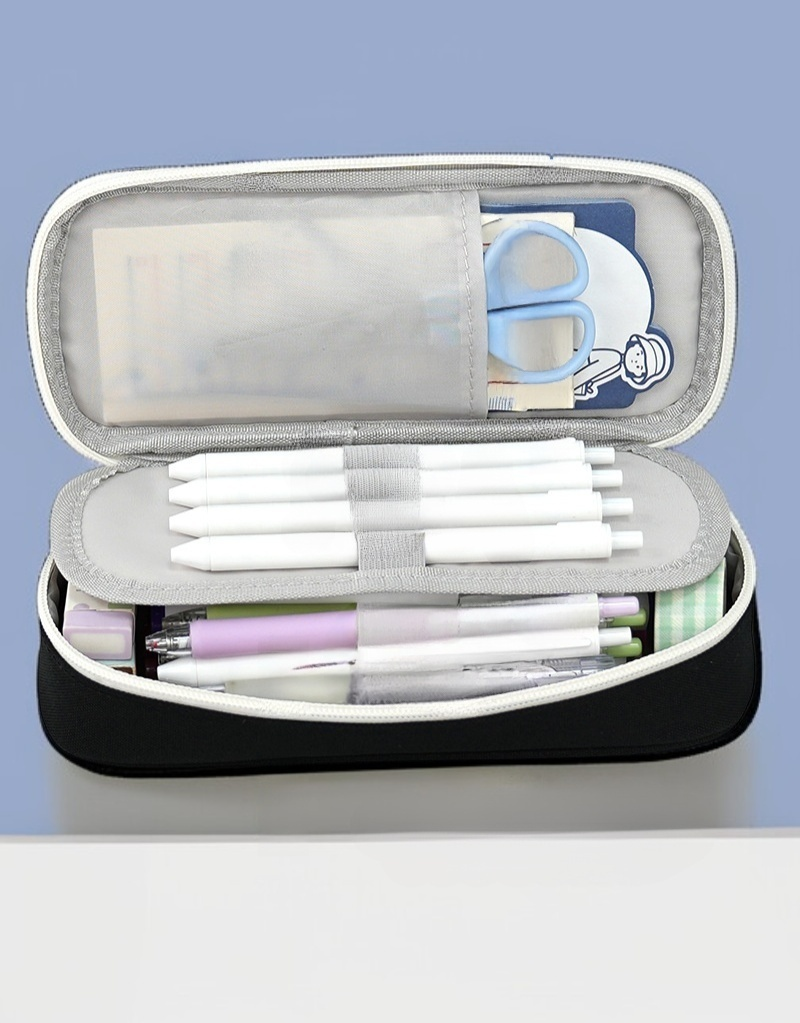 Art supplies organizer accommodating 80 pens