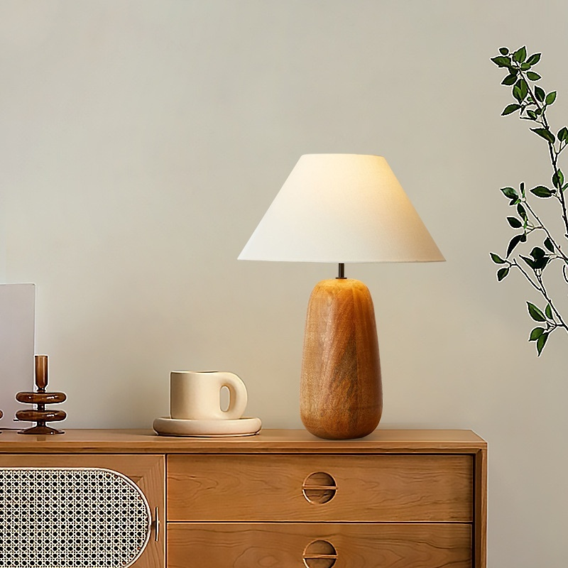 Creative decorative table lamp