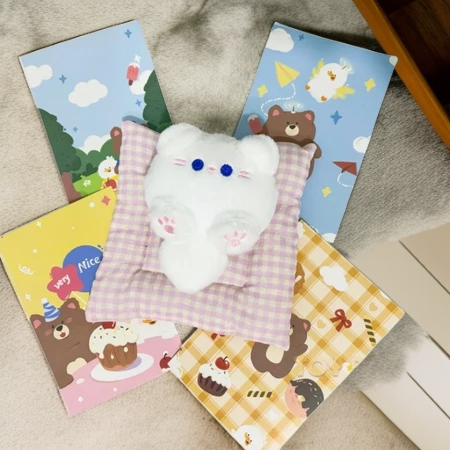 Katzenplanet Schlüsselanhänger Quietschende Plüsch-Katzenfigur