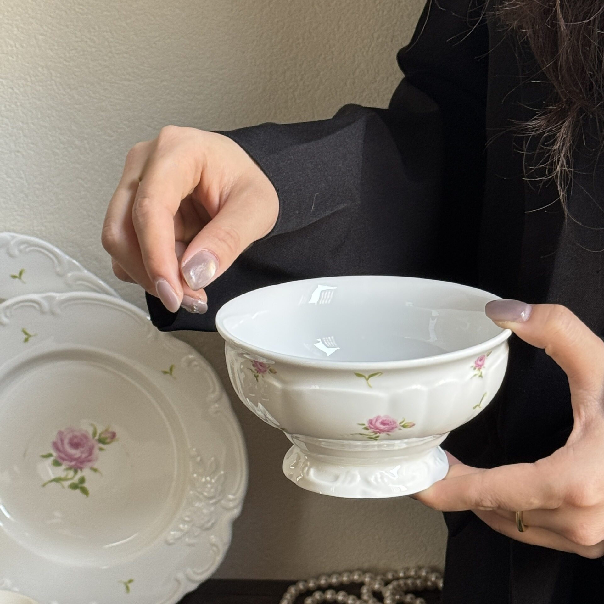 French Vintage Style Relief Rose Ceramic Plate