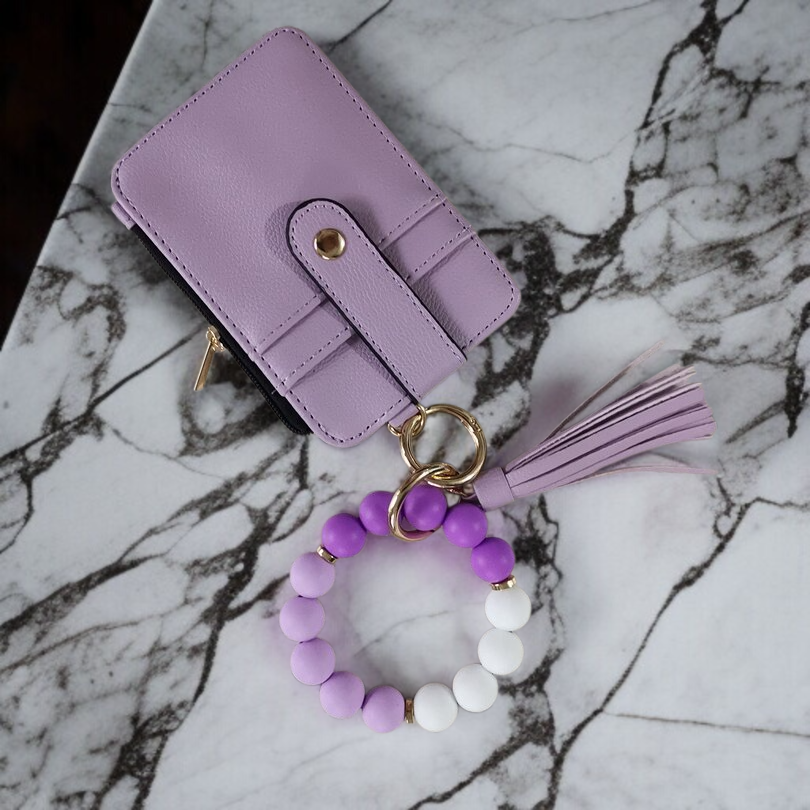 矽膠掛件零錢包與鑰匙搭配示意