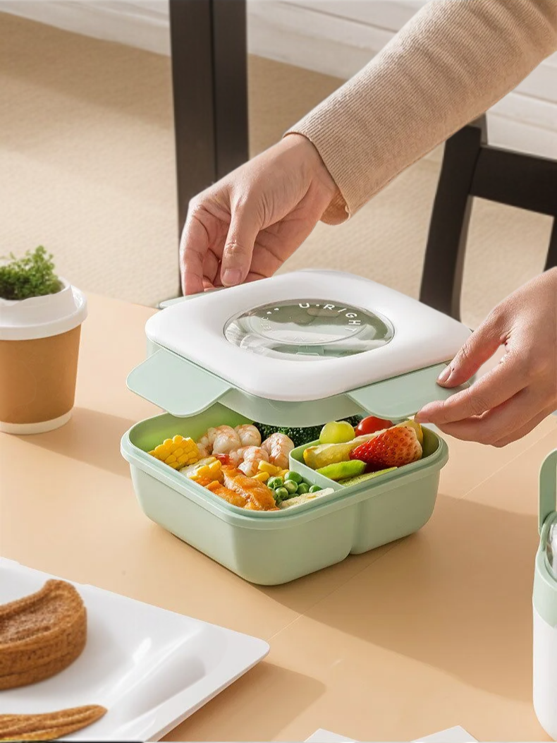 持ち運びに便利なランチボックス