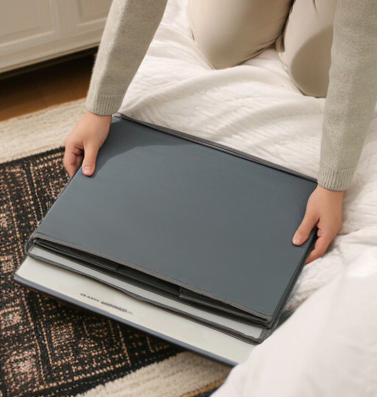 의류와 신발을 동시에 정리하는 케이스