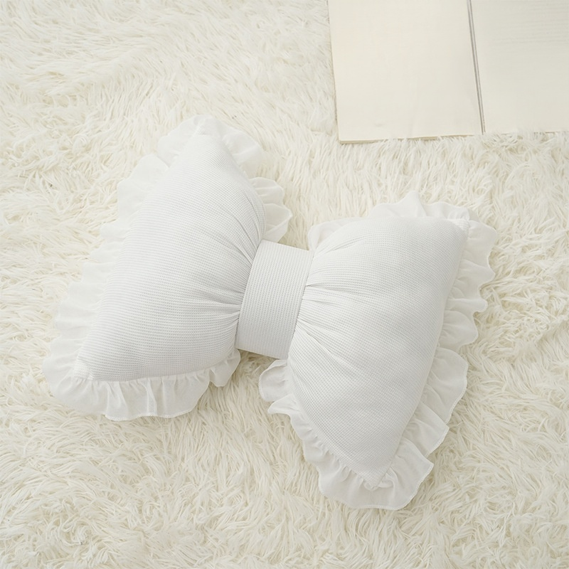 Bow-tie lace sofa cushion