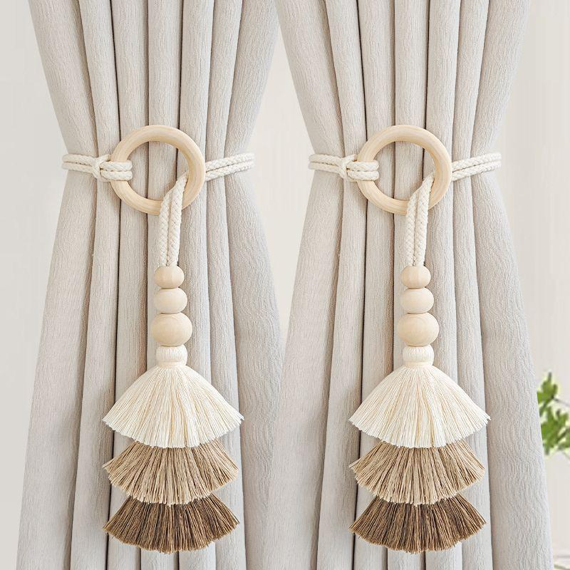 Braided rope for storing curtain clips