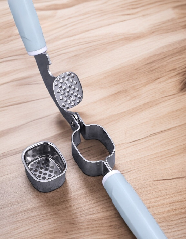 견과류를 쉽게 까는 수동 너트크래커