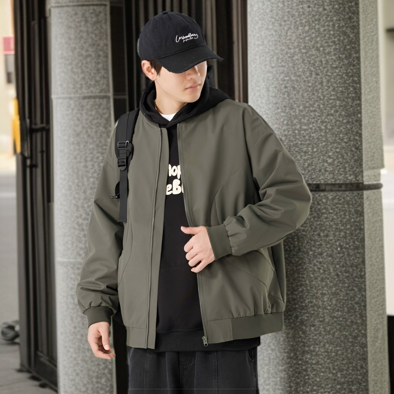 봄철 남자 얇은 야구복 코트 디테일 사진