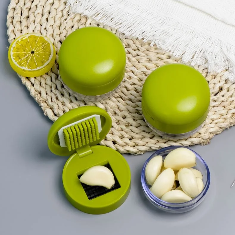 Mini garlic crusher garlic pounder garlic granules household ginger and garlic cutter automatic garl