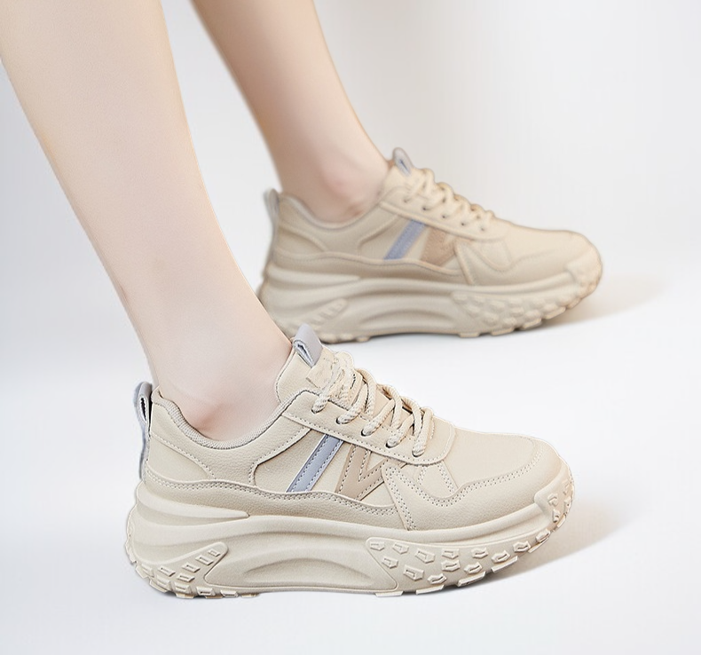 أحذية كاجوال للرجال والنساء بنعل سميك