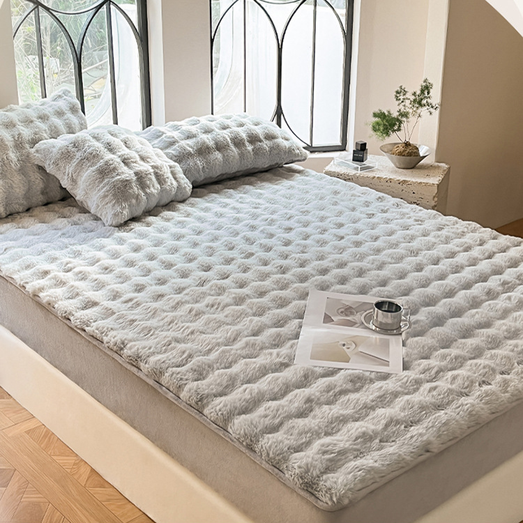 Funda de colchón de felpa gruesa de conejo de leche de lujo ligero