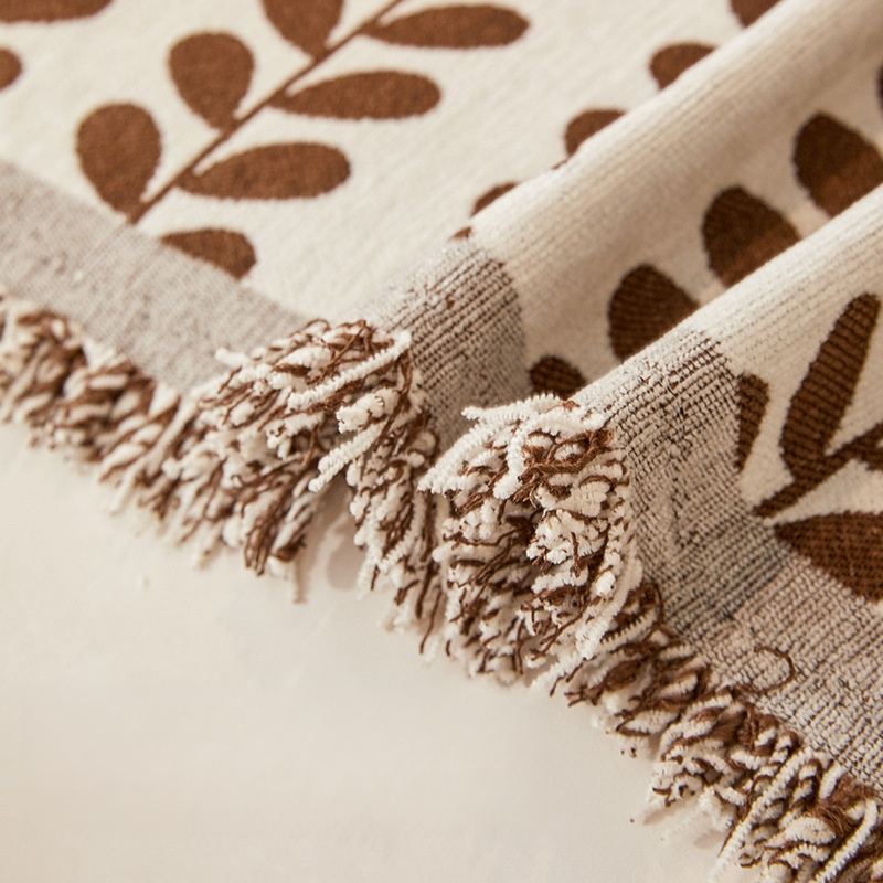 Cat Scratch-Resistant Sofa Cover