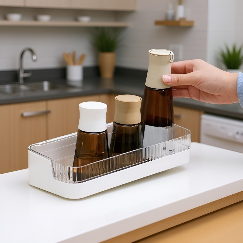 Étagère murale sans perçage installée au-dessus du lavabo