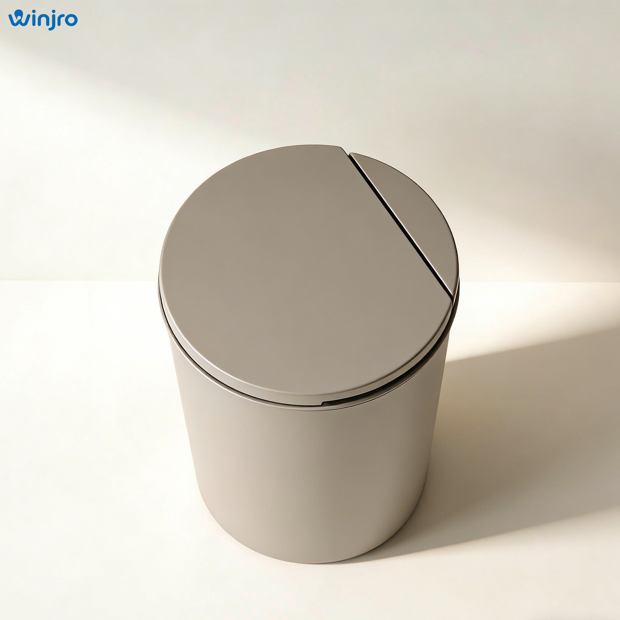 ถังขยะพลาสติกสำหรับใส่ขยะในบ้าน