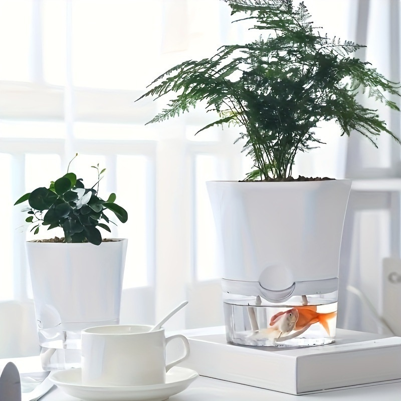 Minimalistischer selbstbewässernder Blumentopf für den Innenbereich