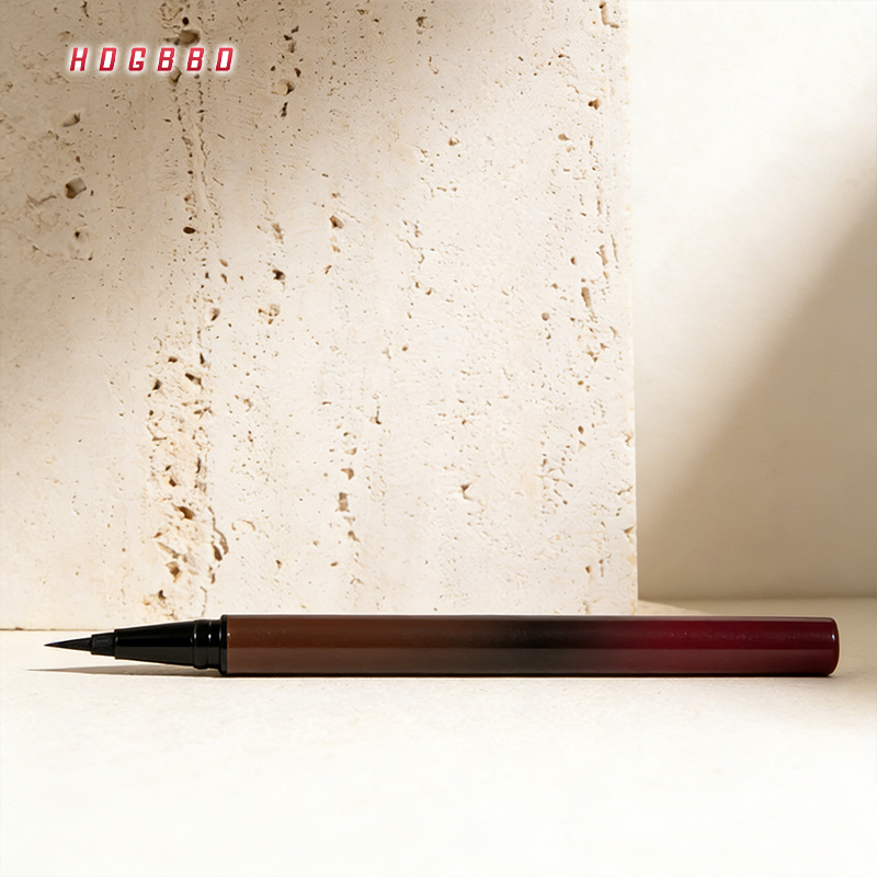 อายไลเนอร์แบบน้ำ สีน้ำตาล (แพ็ค 3 ชิ้น)