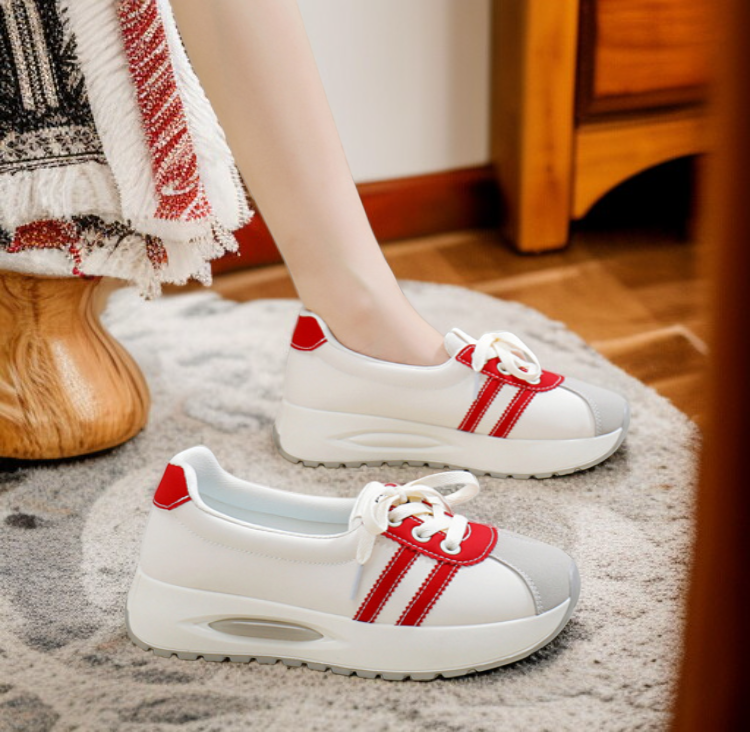 軽量で快適なレディーススニーカー