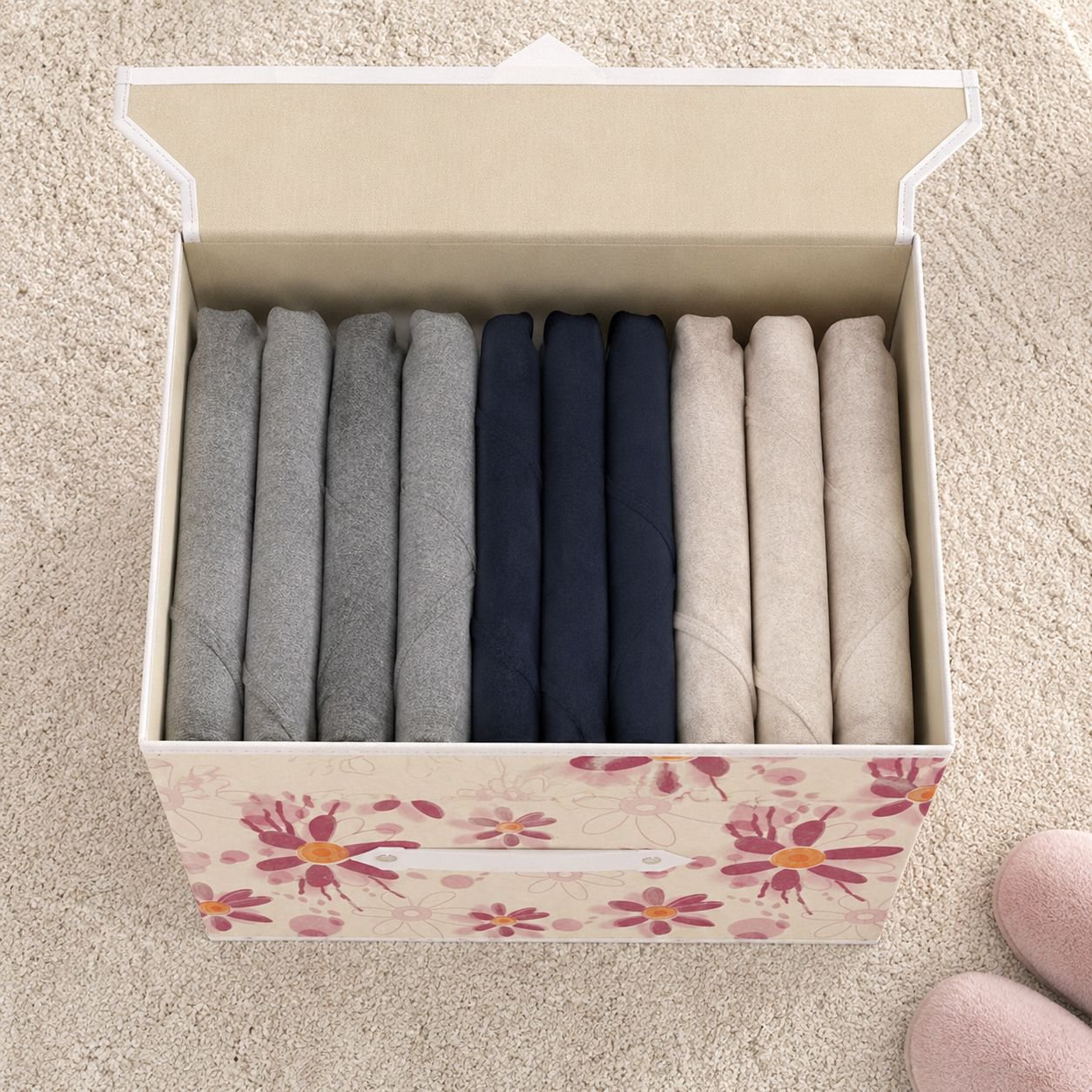 Large capacity foldable storage bin