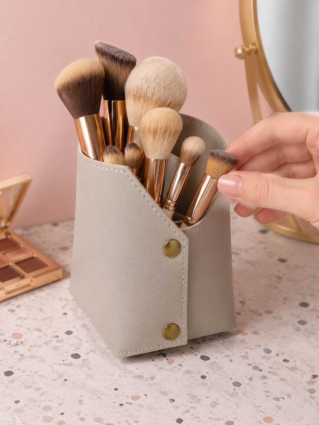 Organizador de maquillaje y accesorios para oficina