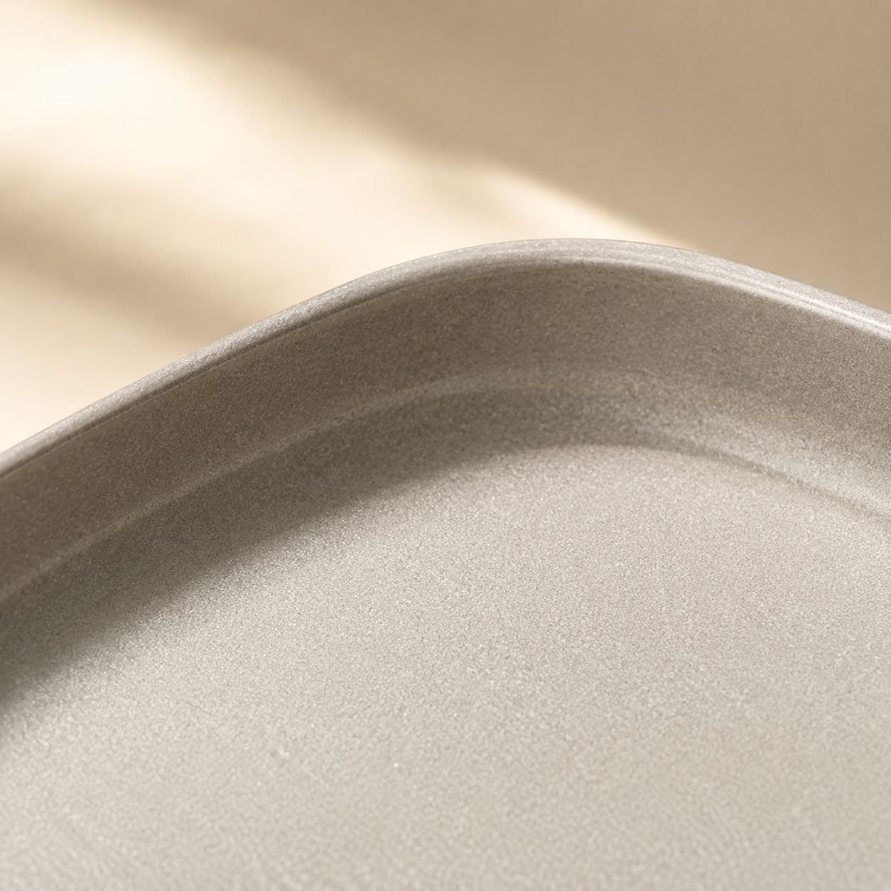 Easy clean ceramic nonstick cookware