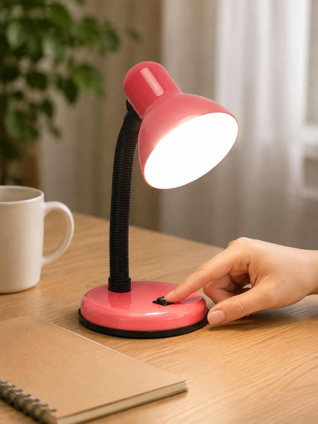 Lampe de bureau LED à ampoule remplaçable