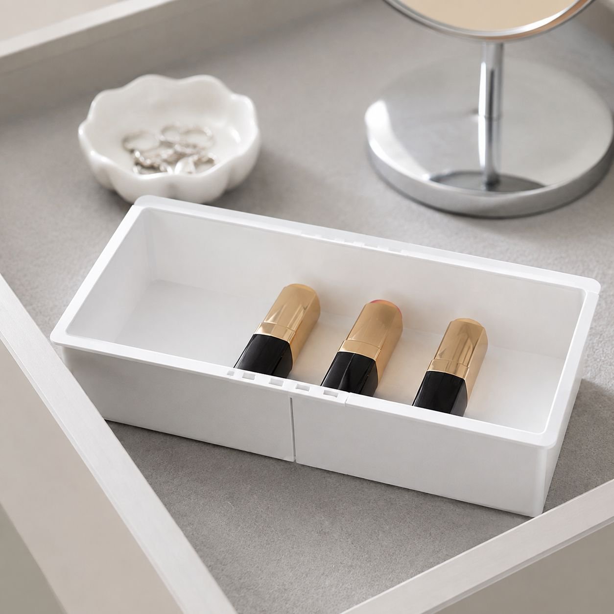 Vue de dessus de la boîte de rangement extensible