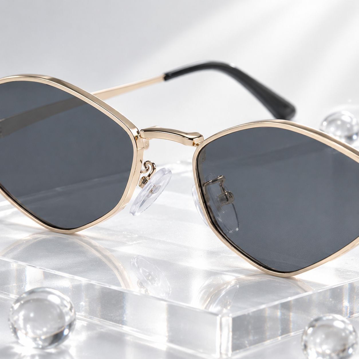 Trendy women's small square sunglasses with unique polygonal design