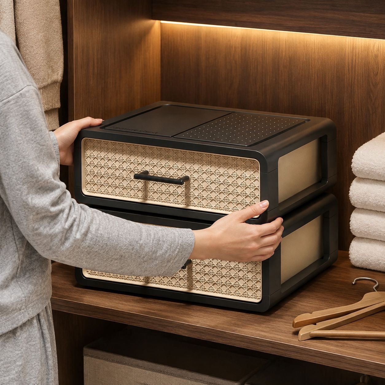 Multi-functional Wardrobe Storage Bag