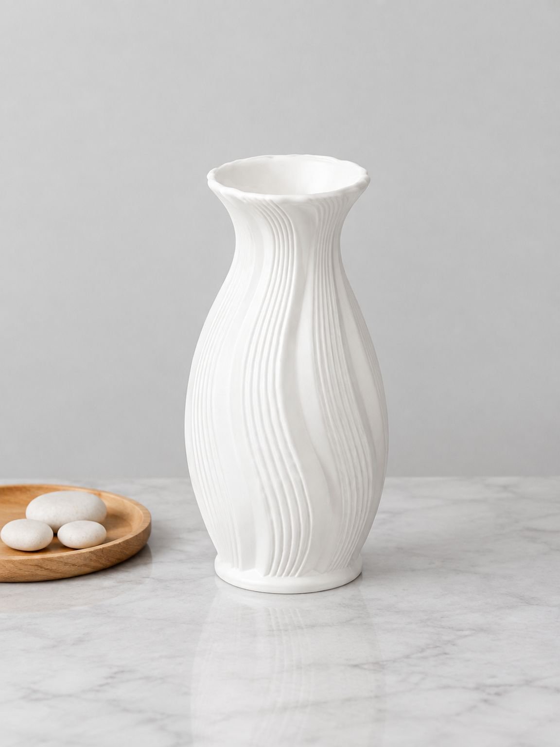 Front view of the elegant French Gradient Flower Vase